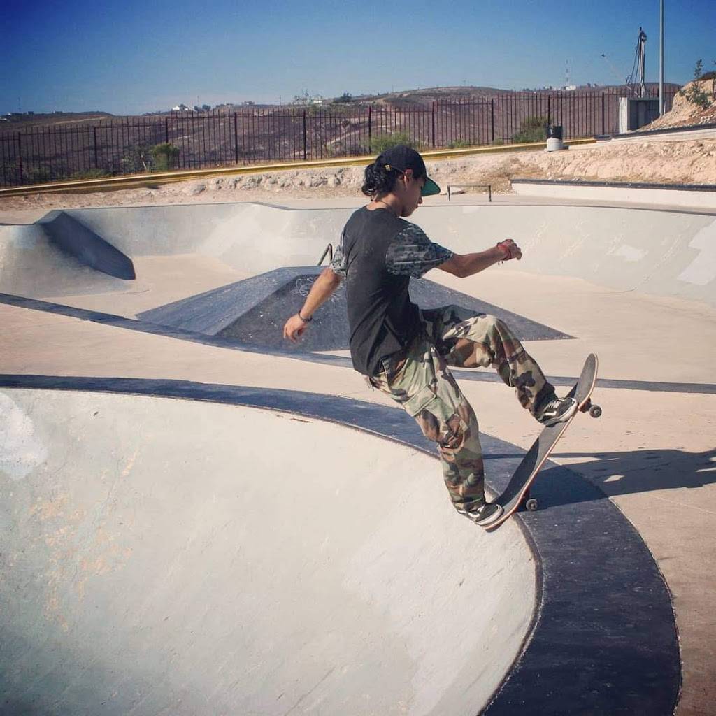 Skatepark Las Cascadas | Portico de San Antonio, Baja California, Mexico