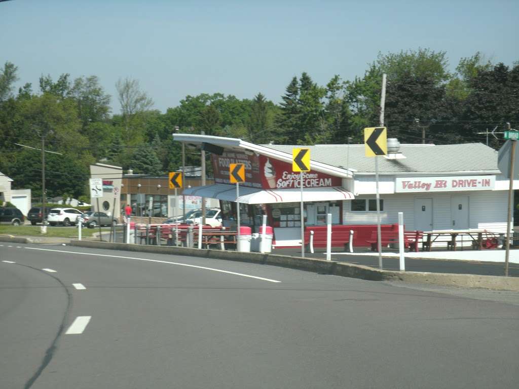 Valley Hi Food Drive-In | 1 Susquehanna Blvd, West Hazleton, PA 18202, USA | Phone: (570) 455-5362