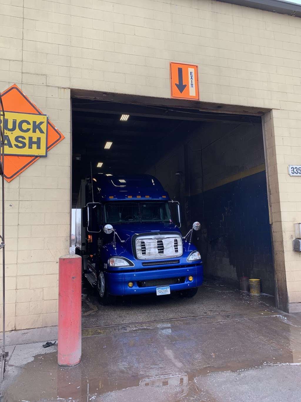 PWS Hammond Truck Wash | 3350 Calumet Ave, Hammond, IN 46320, USA | Phone: (219) 933-7790