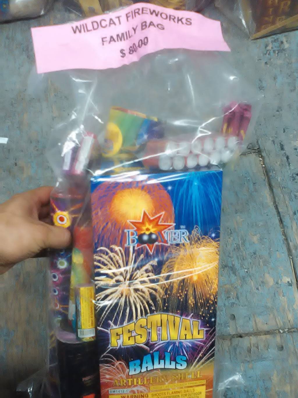 Wildcats Fireworks | 4267 TX-35, Aransas Pass, TX 78336, USA | Phone: (361) 727-5410