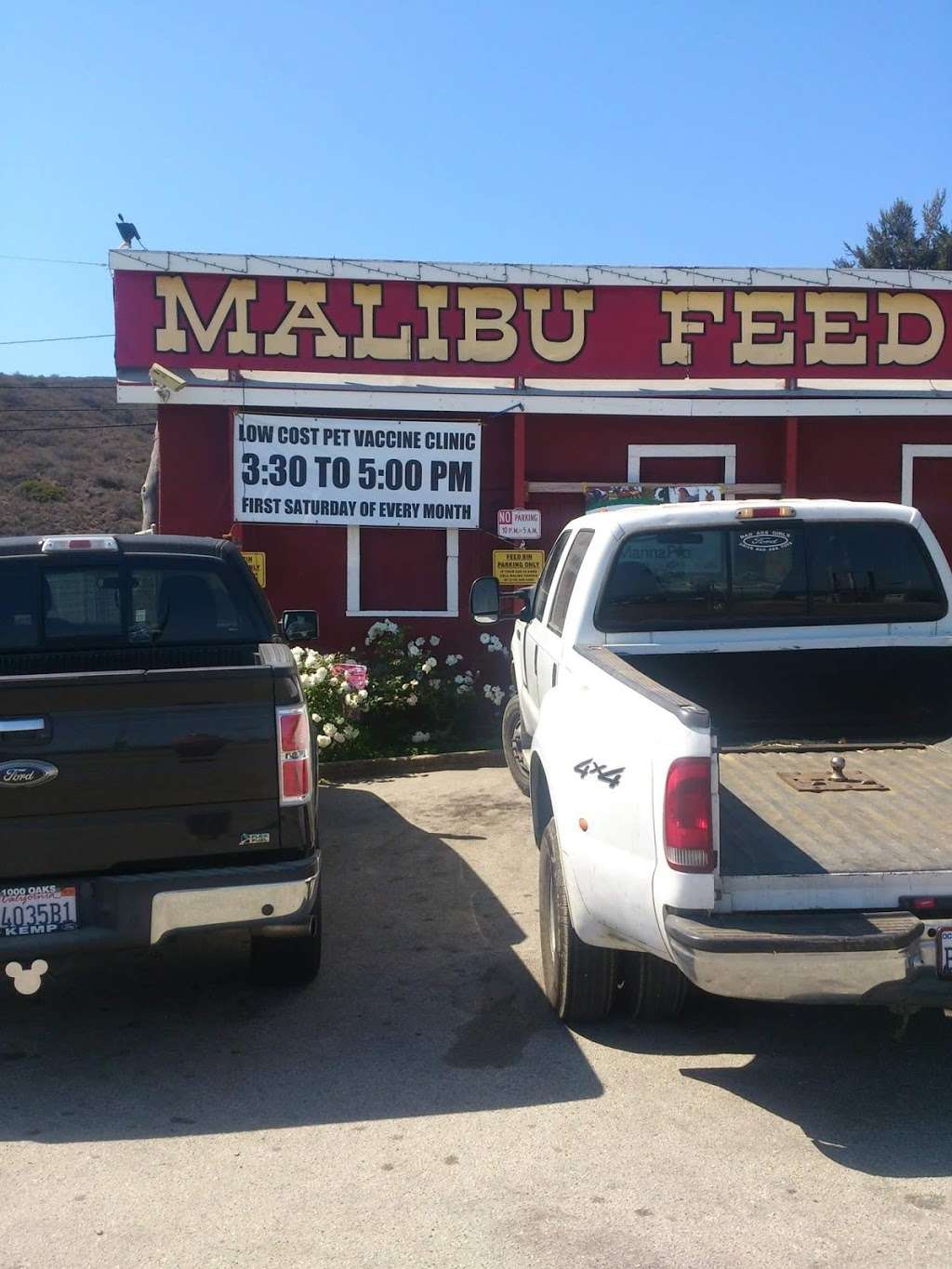 The Malibu Feed Bin | 3931 S Topanga Canyon Blvd, Malibu, CA 90265 | Phone: (310) 456-2043