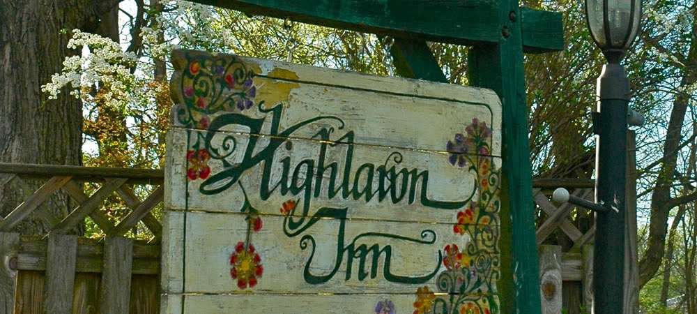 Highlawn Inn | 171 Market St, Berkeley Springs, WV 25411, USA | Phone: (304) 258-5700
