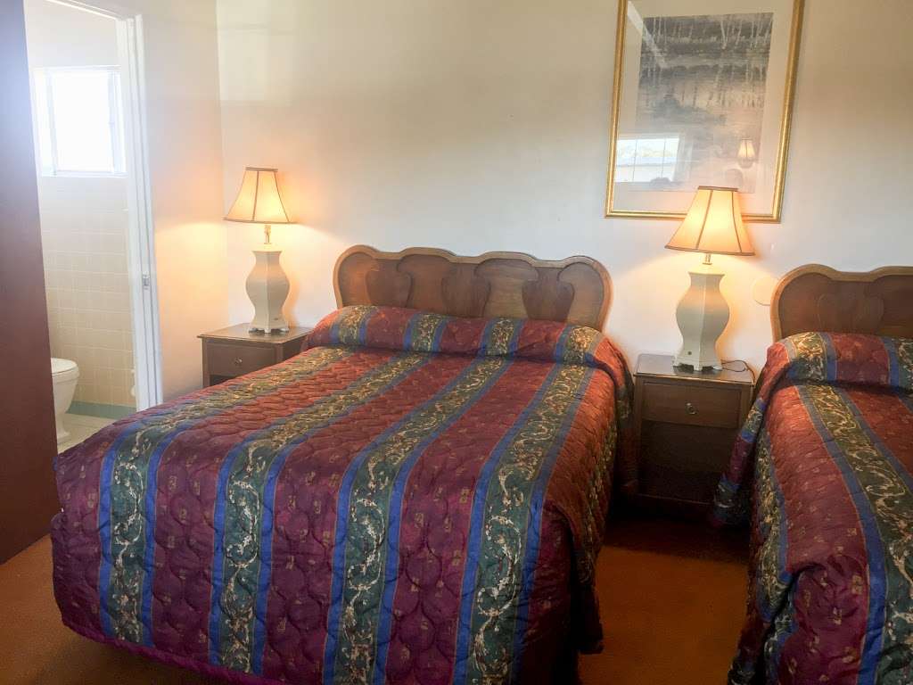 Ventura Beach House Motel | 1220 E Thompson Blvd, Ventura, CA 93001, USA | Phone: (805) 643-2127 ext. 123