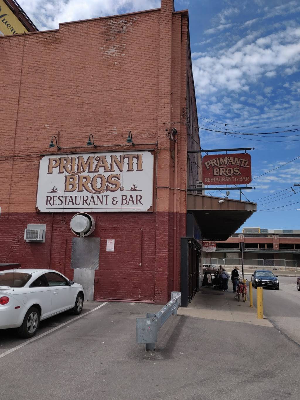 Primanti Bros. Restaurant and Bar Strip District | 46 18th St, Pittsburgh, PA 15222, USA | Phone: (412) 263-2142