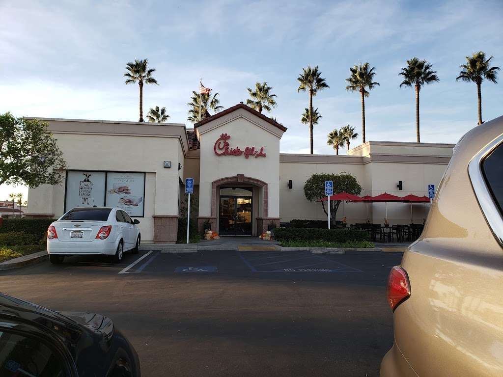 Chick-fil-A | 26792 Portola Pkwy, Foothill Ranch, CA 92610, USA | Phone: (949) 699-3881