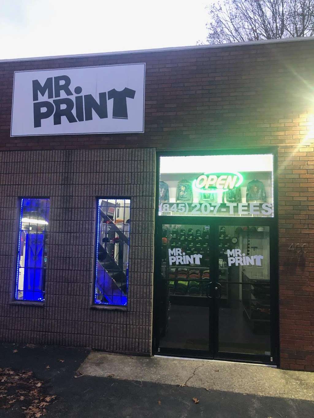 Mr. Print 845 | 61 Quassaick Ave #400, New Windsor, NY 12553, USA | Phone: (845) 207-8337