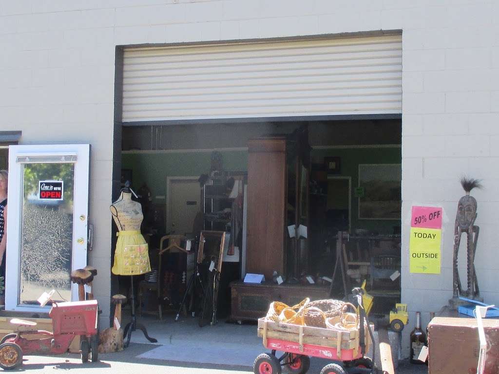 Reclaimed Antiques & Consignments | 19618 8th St E, Sonoma, CA 95476 | Phone: (707) 484-6562