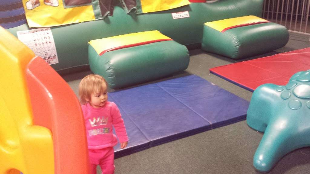 Arnolds Family Fun Center | 100 Station Ave, Phoenixville, PA 19460 | Phone: (610) 666-0600