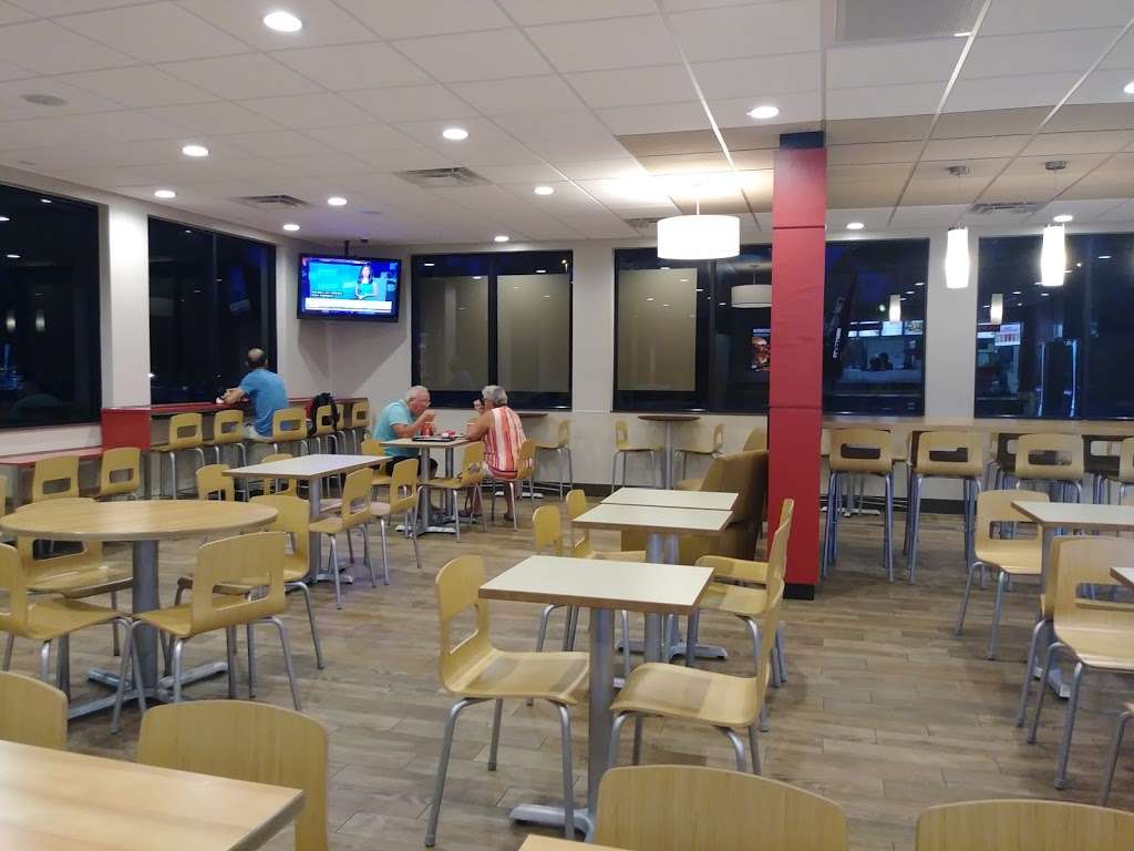 Wendys | 280 Lakeland Park Blvd, Lakeland, FL 33809, USA | Phone: (863) 816-7600