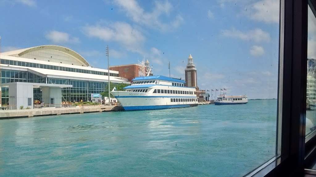 Spirit of Chicago | Navy Pier, 600 E Grand Ave, Chicago, IL 60611, USA | Phone: (312) 222-2508