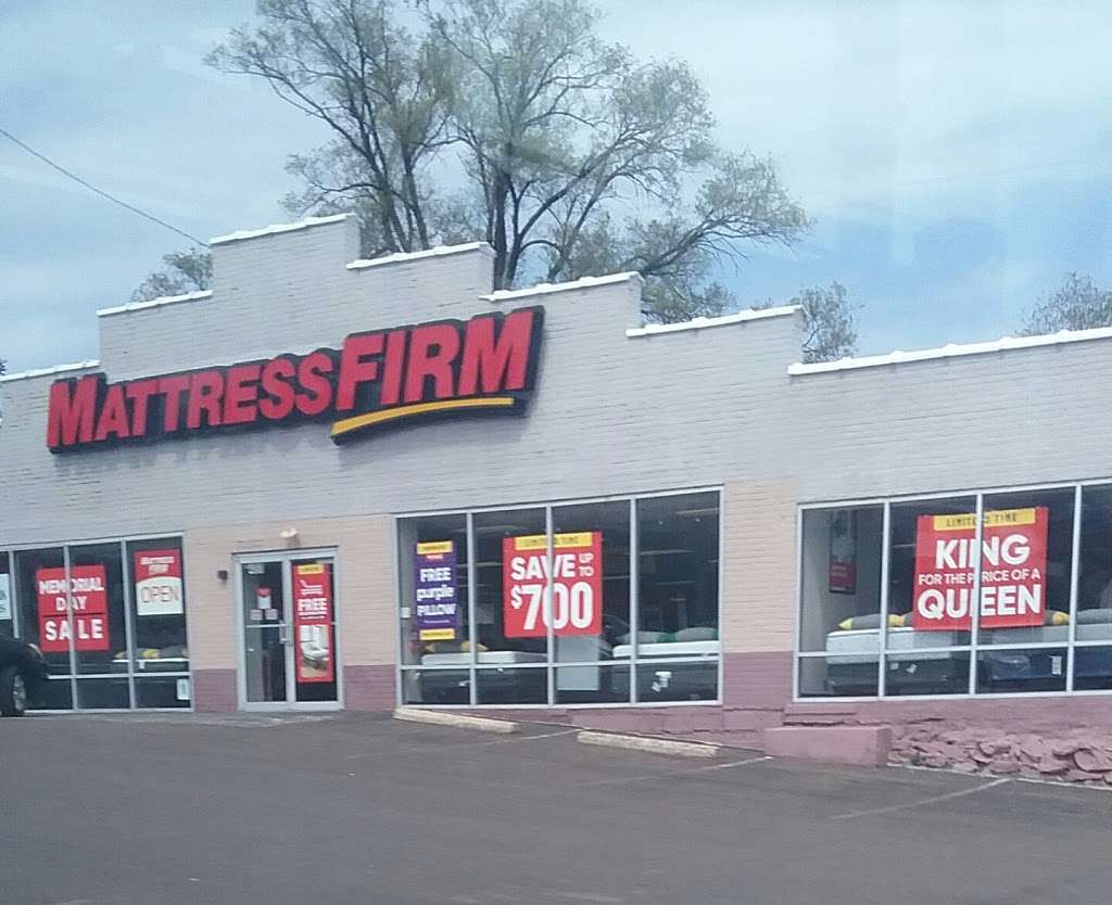Mattress Firm Plymouth Meeting | 400 W Germantown Pike, Plymouth Meeting, PA 19462 | Phone: (610) 832-0200