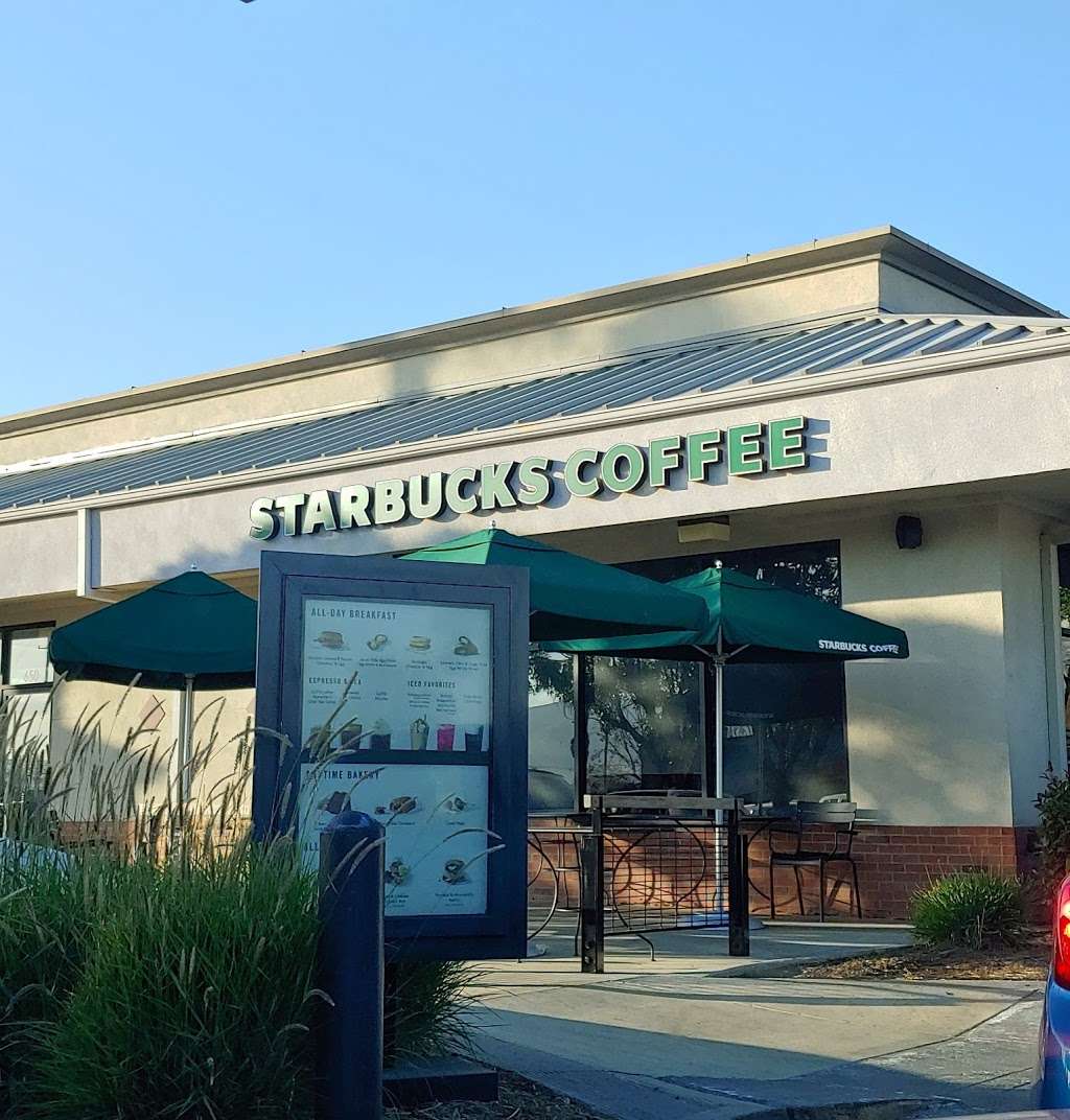 Starbucks | 650 Ventura St, Fillmore, CA 93015, USA | Phone: (805) 524-4150