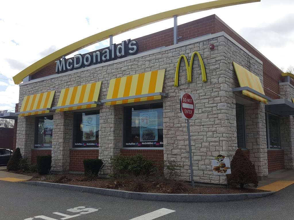 McDonalds | 1260 Bridge St, Dracut, MA 01826, USA | Phone: (978) 459-3029