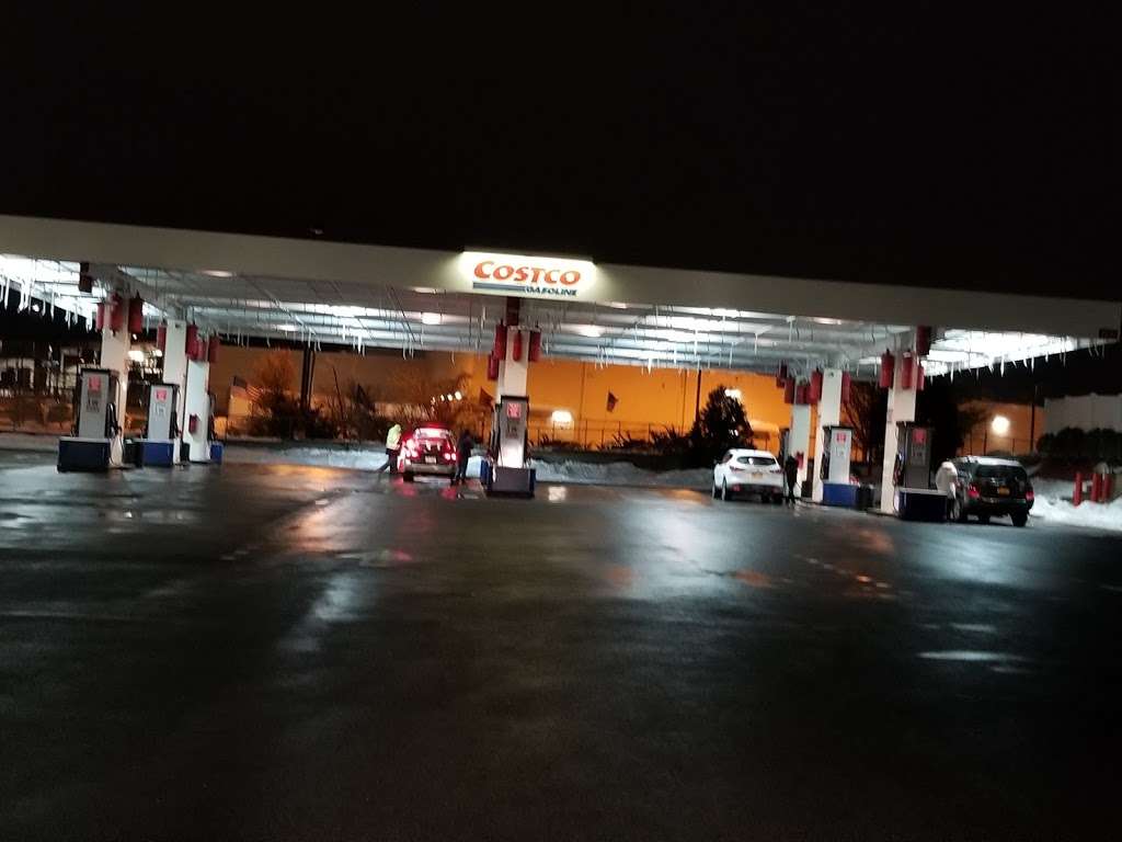Costco Gasoline 1 Industrial Ln, New Rochelle, NY 10805, USA