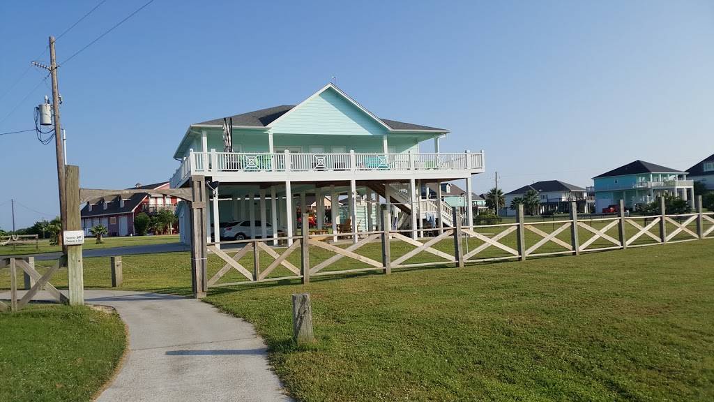 Vacation Crystal Beach | 2481 Howell, Crystal Beach, TX 77650, USA