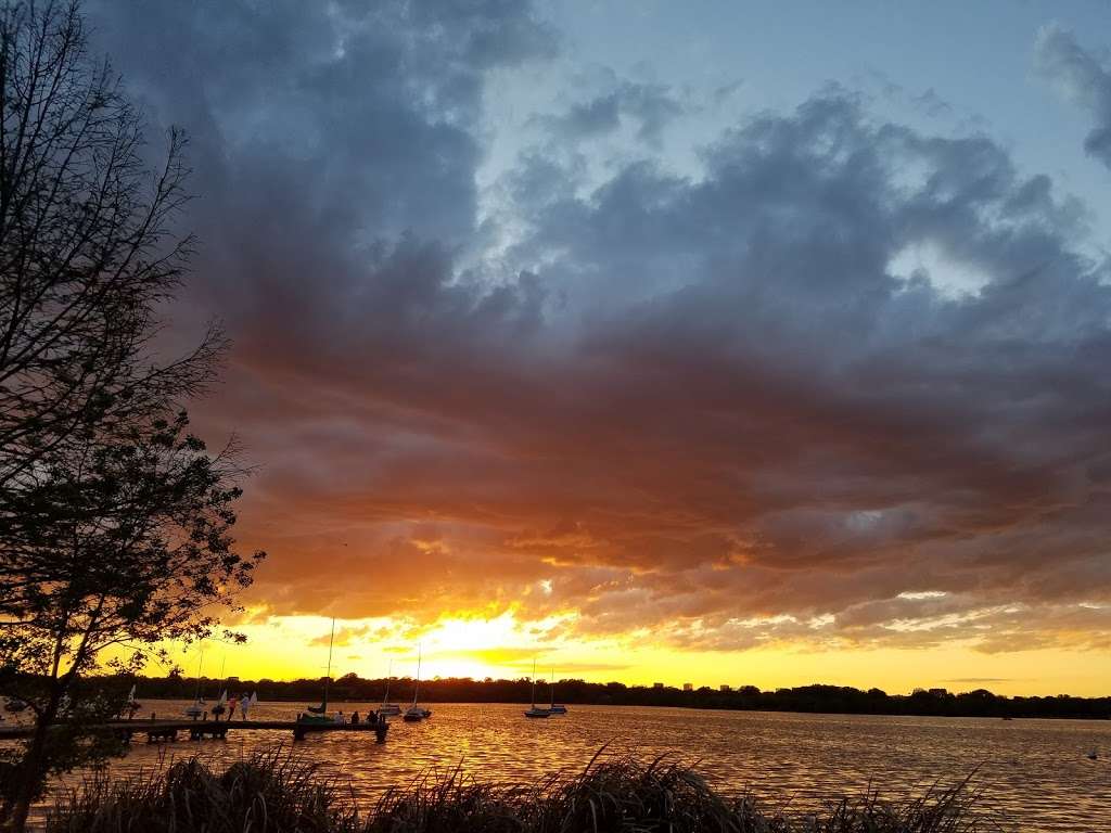 White Rock Lake Parking Lot | Dallas, TX 75214, USA