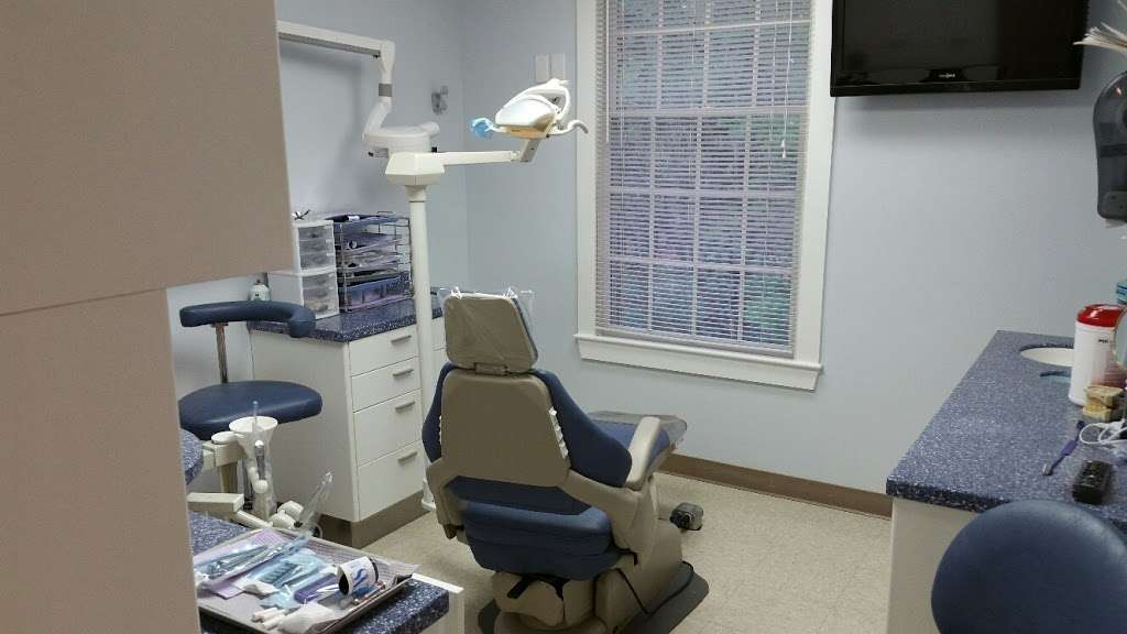 Marina Pettengill DDS | 74 Taunton St, Plainville, MA 02762 | Phone: (508) 699-2221