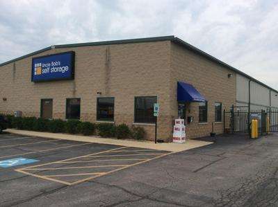 Life Storage | 2625 E Main St, St. Charles, IL 60174, USA | Phone: (630) 448-2520