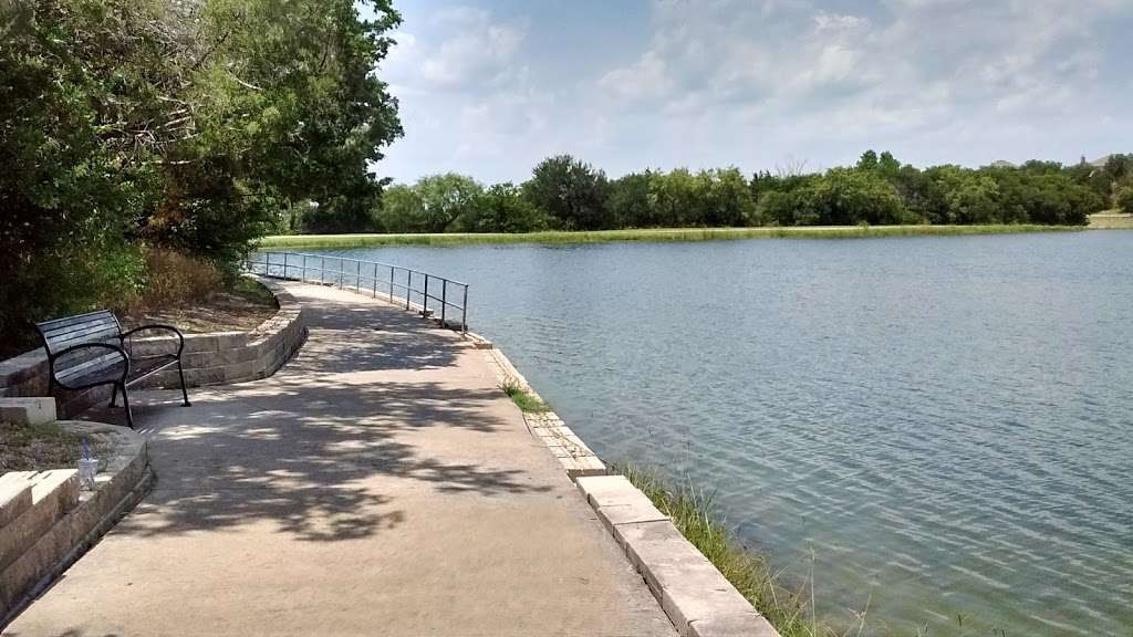 Emerald Lake Park | 6102 Mountain Creek Pkwy, Dallas, TX 75201, USA | Phone: (214) 670-4100