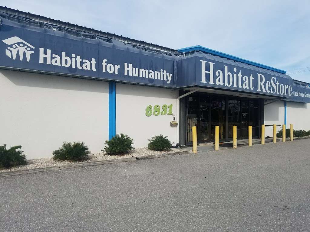 Habitat For Humanity of Palm Beach County ReStore | Photo 5 of 10 | Address: 6831 N Military Trl, West Palm Beach, FL 33407, USA | Phone: (561) 253-2290