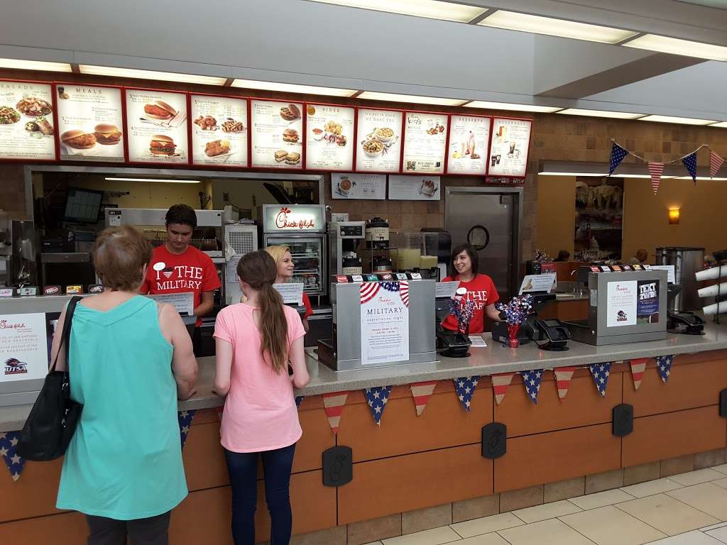 Chick-fil-A | 6909 N Loop 1604 E Ste 2072, San Antonio, TX 78247, USA | Phone: (210) 651-6637