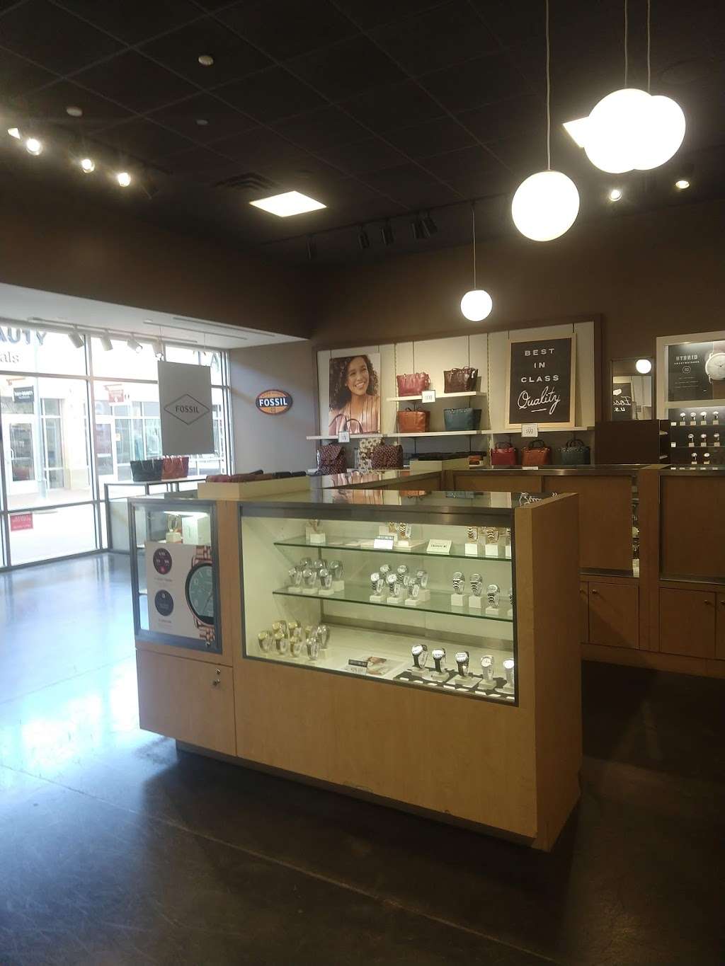 fossil store arrowhead mall