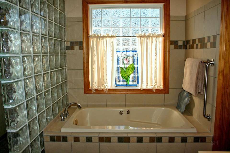 Vanity Fair Baths | 215 Voice Rd, Carle Place, NY 11514, USA | Phone: (516) 771-4900