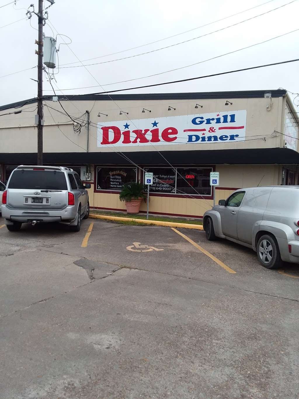 Dixie Grill & Diner | 6502 Dixie Dr, Houston, TX 77087, USA | Phone: (713) 649-9000