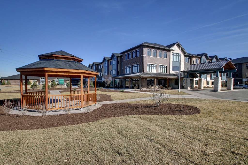 Evergreen Senior Living - Orland Park | 10820 183rd St, Orland Park, IL 60467 | Phone: (708) 479-1082