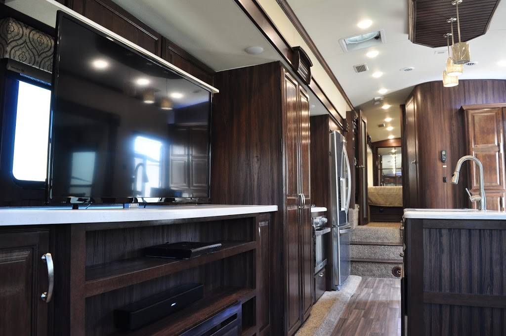 Cousins RV | 4100 Youngfield St, Wheat Ridge, CO 80033, USA | Phone: (303) 422-2001