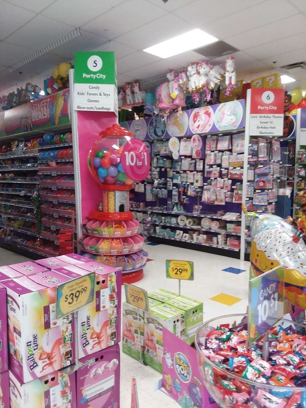 Party City | 622 George Washington Hwy, Lincoln, RI 02865, USA | Phone: (401) 333-6949