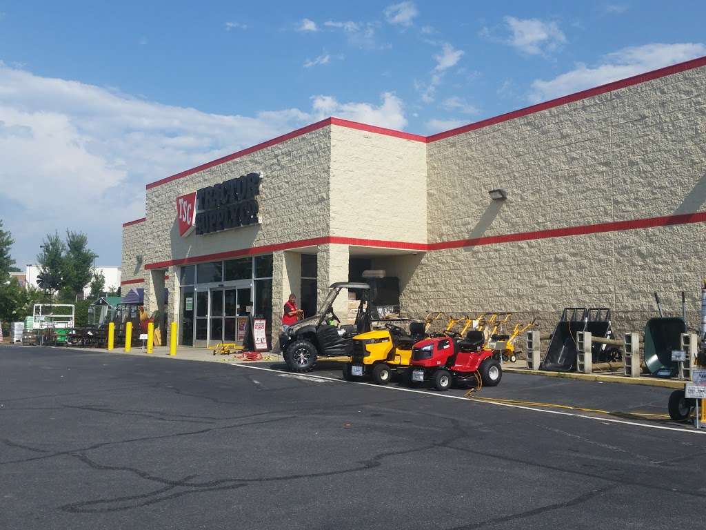 Tractor Supply Co. | 2374 Cross Pointe Dr, Rock Hill, SC 29730, USA | Phone: (803) 980-6115