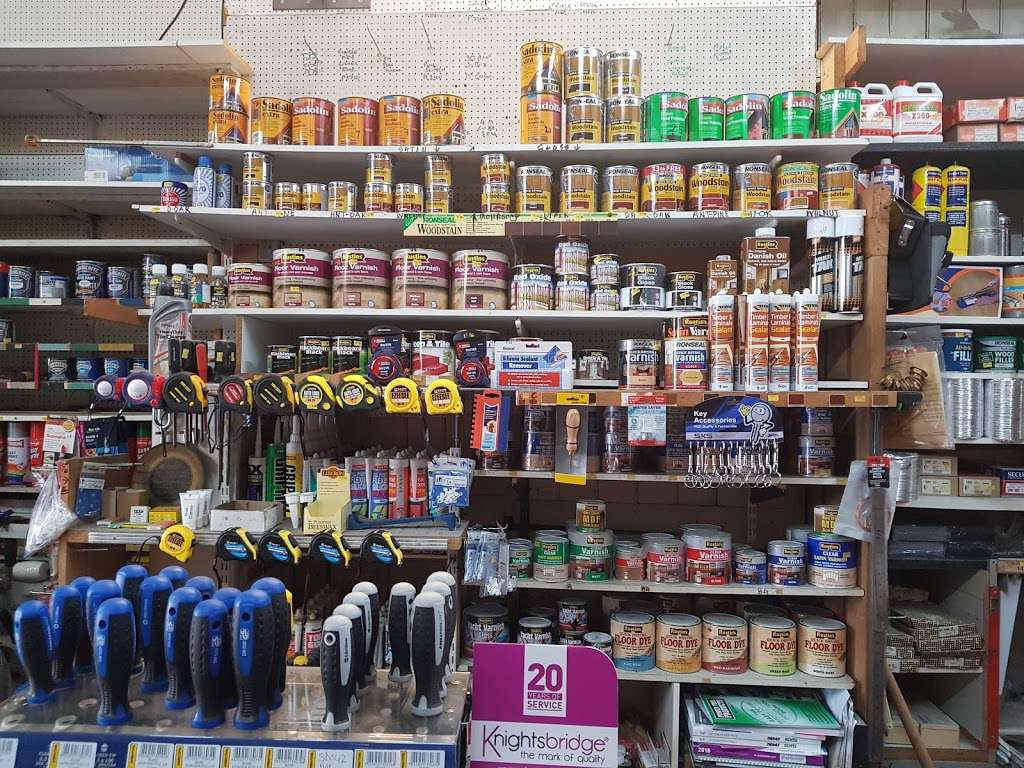 M & G Building Supplies | 20 Cambridge Heath Rd, London E1 5QH, UK | Phone: 020 7790 1757