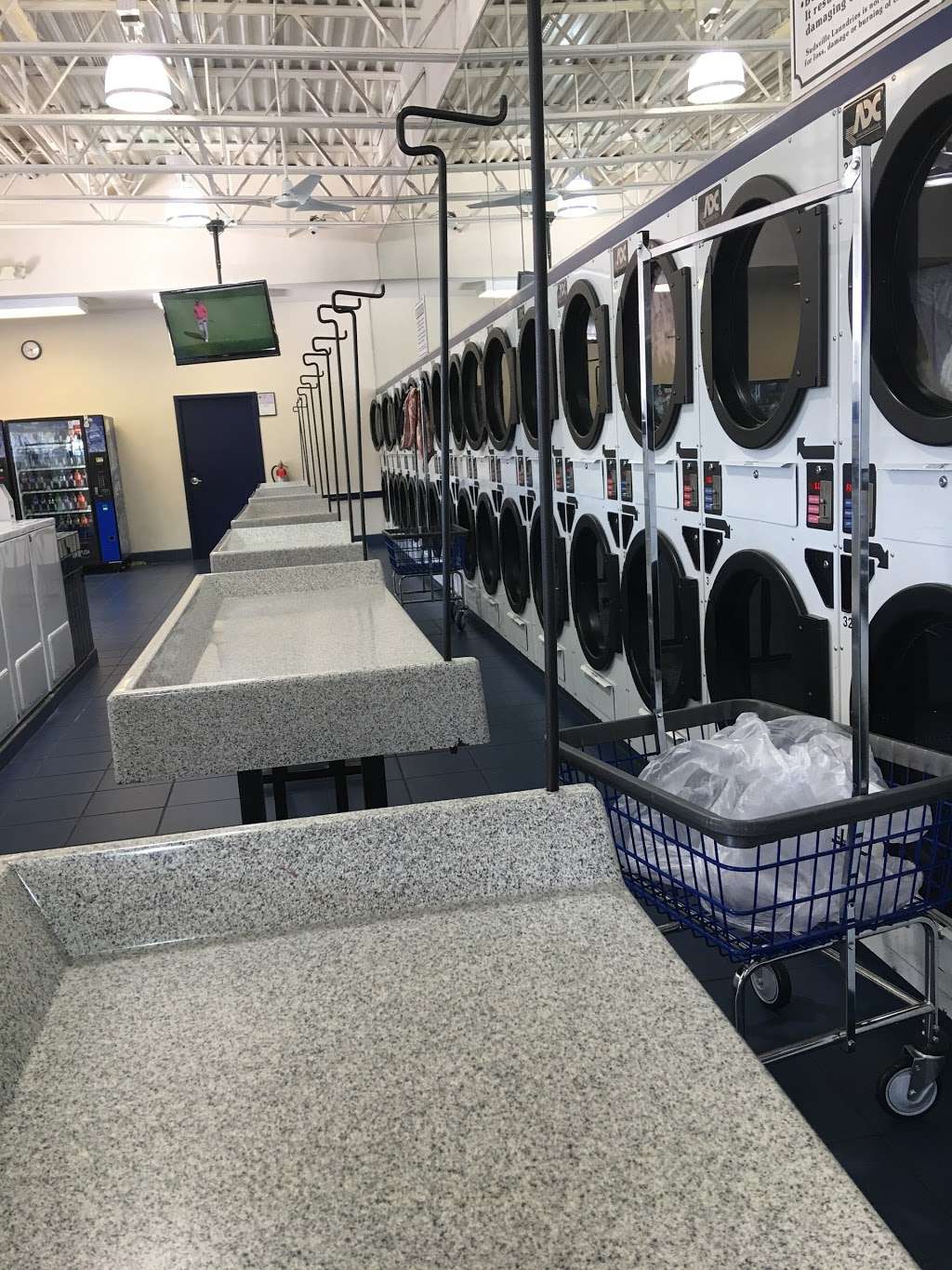 Sudsville Laundry | 6811 Loch Raven Blvd, Baltimore, MD 21286, USA | Phone: (410) 296-8880