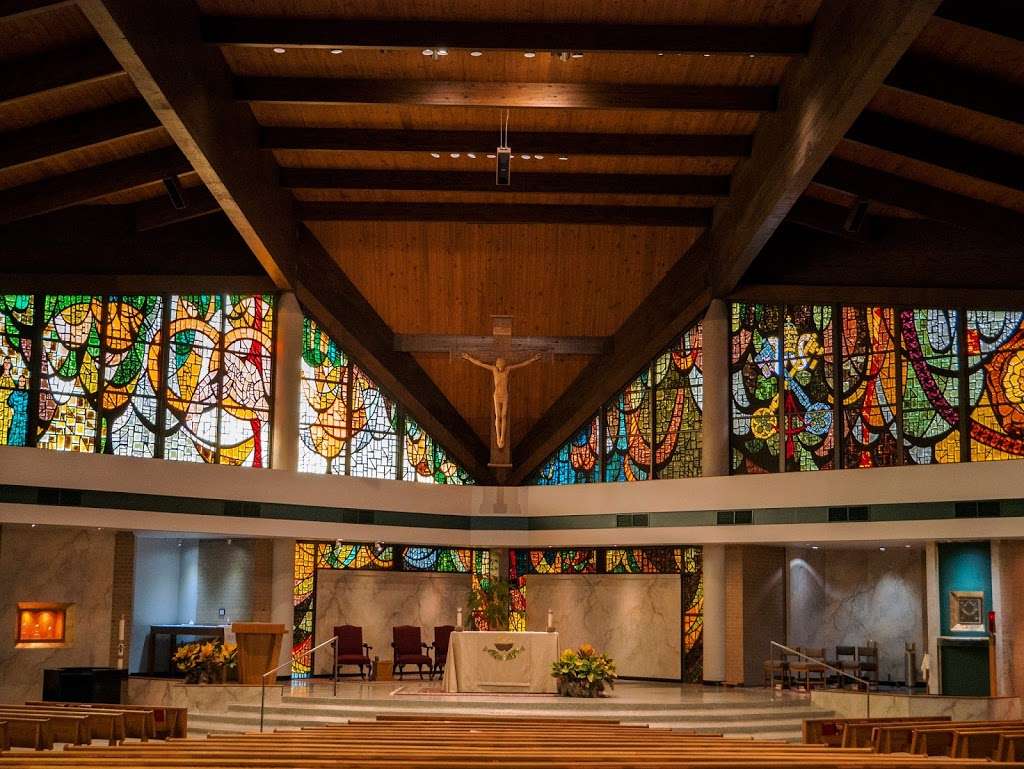 St Thomas More Catholic Church | 10330 Hillcroft St, Houston, TX 77096, USA | Phone: (713) 729-0221