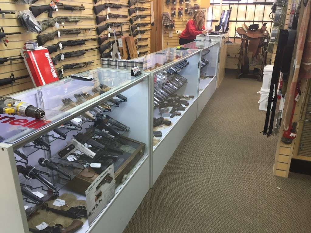 Odessa Pawn & Gun Shop | 210 S 2nd St, Odessa, MO 64076 | Phone: (816) 230-8661