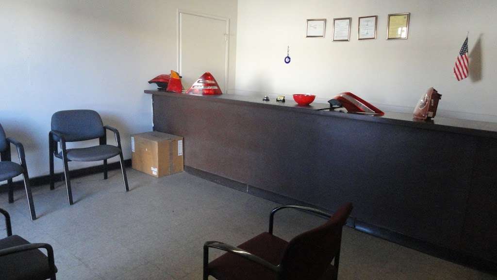 CF AUTO GLASS | 9900 Glenoaks Blvd # 2, Sun Valley, CA 91352, USA | Phone: (818) 724-2757