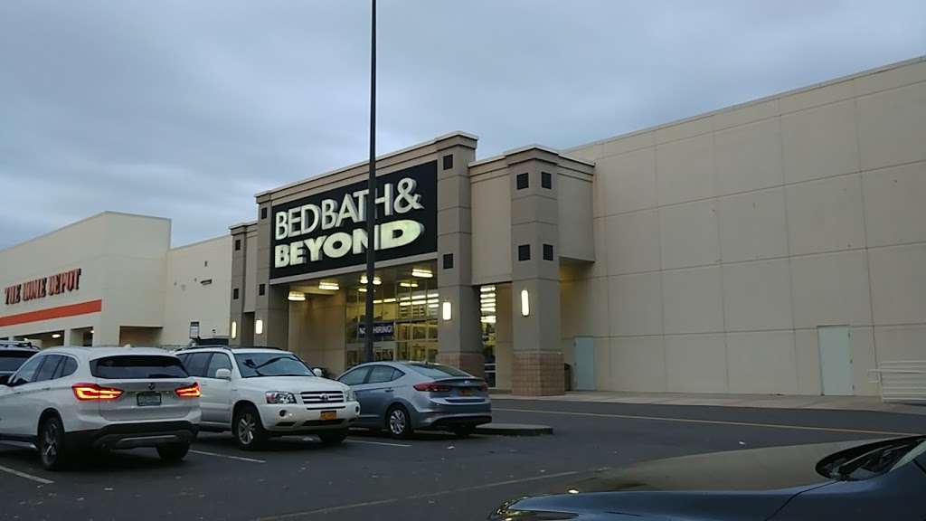 Bed Bath & Beyond | 72-15 25th Ave, East Elmhurst, NY 11370 | Phone: (718) 429-9438