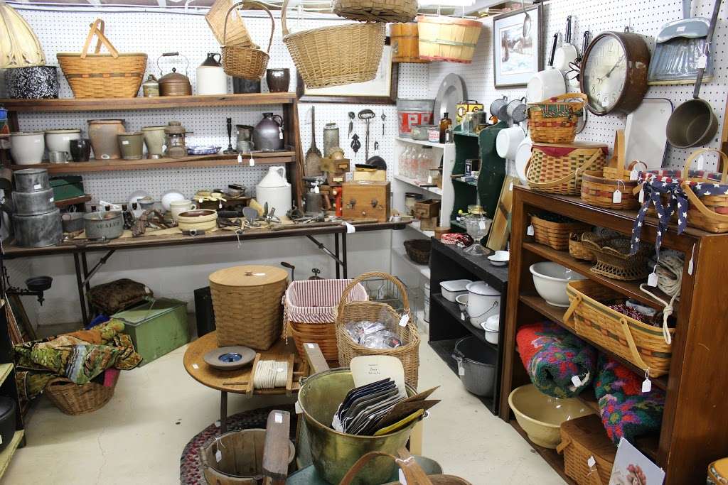 Antique Village of Strasburg | 227 Hartman Bridge Rd, Ronks, PA 17572, USA | Phone: (717) 687-9813