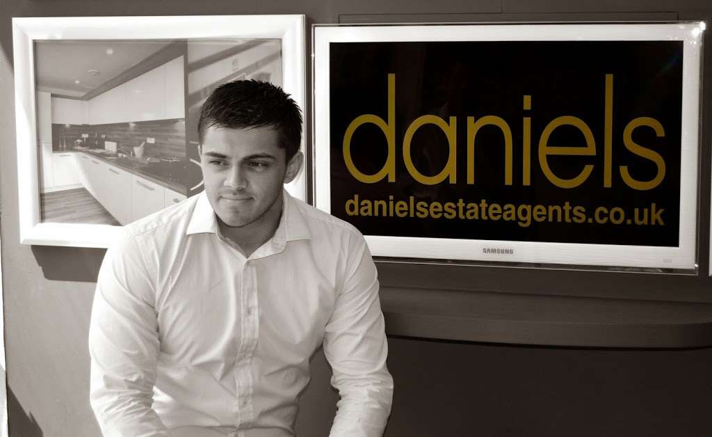 Daniels Estate Agents - Sudbury | 35 Court Parade, Wembley, Sudbury HA0 3HS, UK | Phone: 020 8904 4888