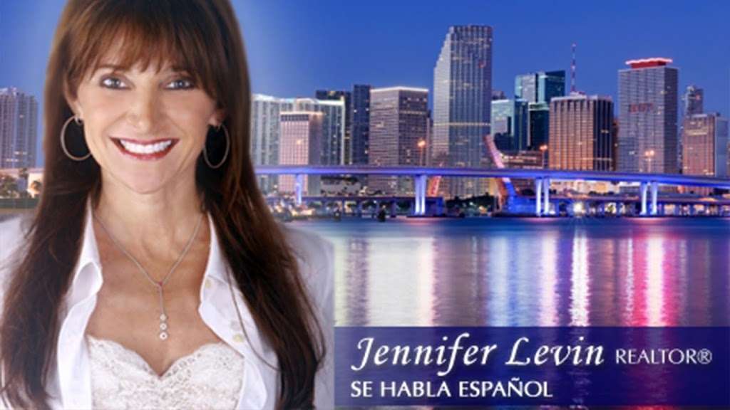 Weston Florida Real Estate | Jennifer Levin Realtor | 3051 Lakewood Dr, Weston, FL 33332, USA | Phone: (305) 761-4995