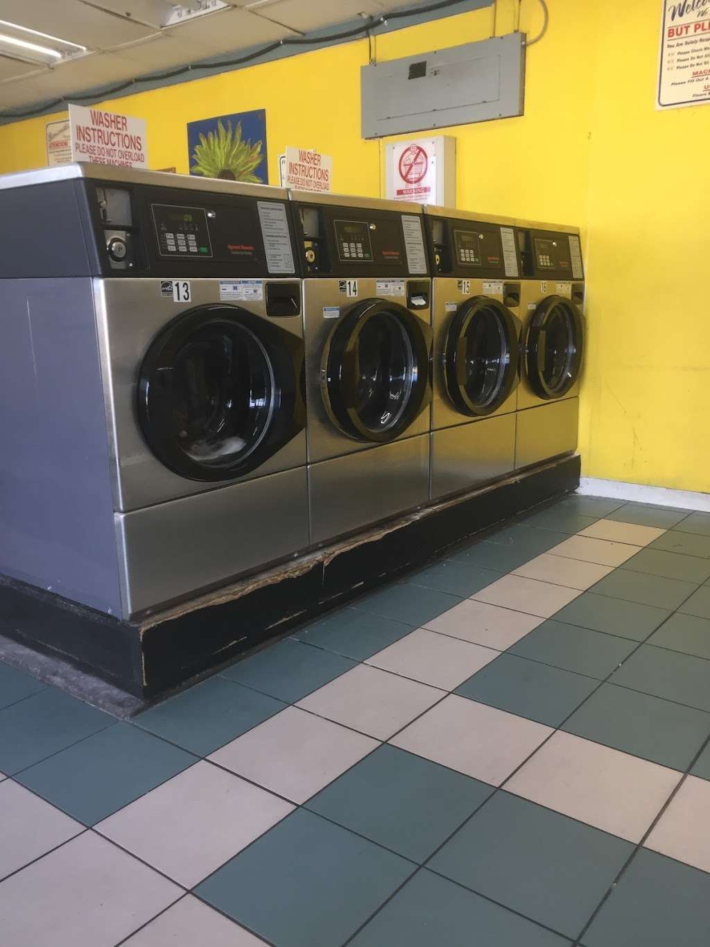 Lake Eustis Laundry Veteran Owned | 2 East Hazzard Ave, Eustis, FL 32726, USA | Phone: (407) 212-7345