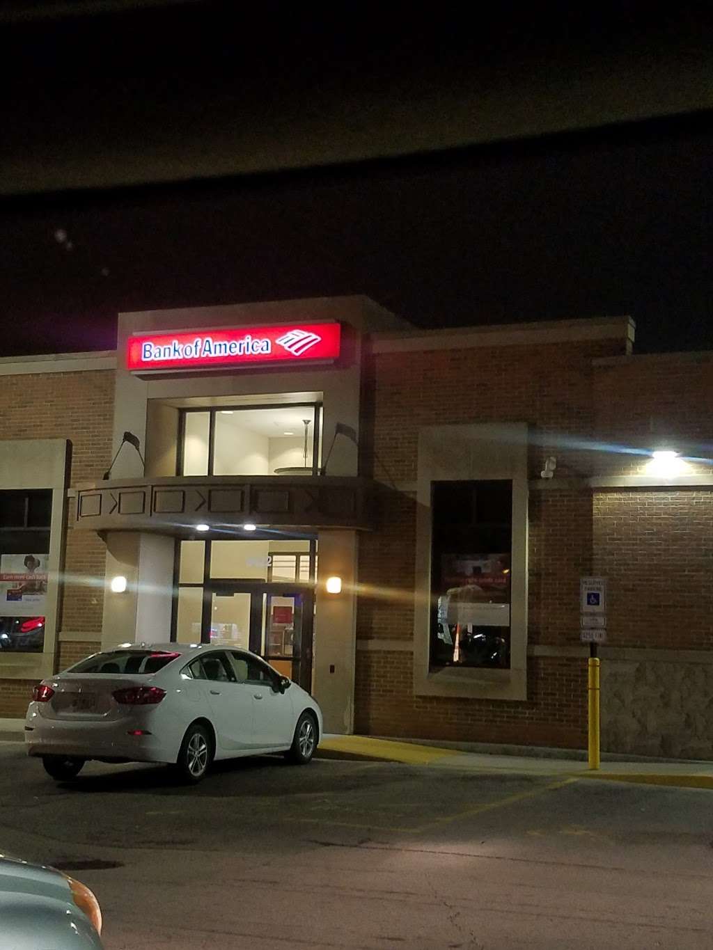 Bank of America Financial Center | 8422 W Lawrence Ave, Norridge, IL 60706, USA | Phone: (708) 456-2146