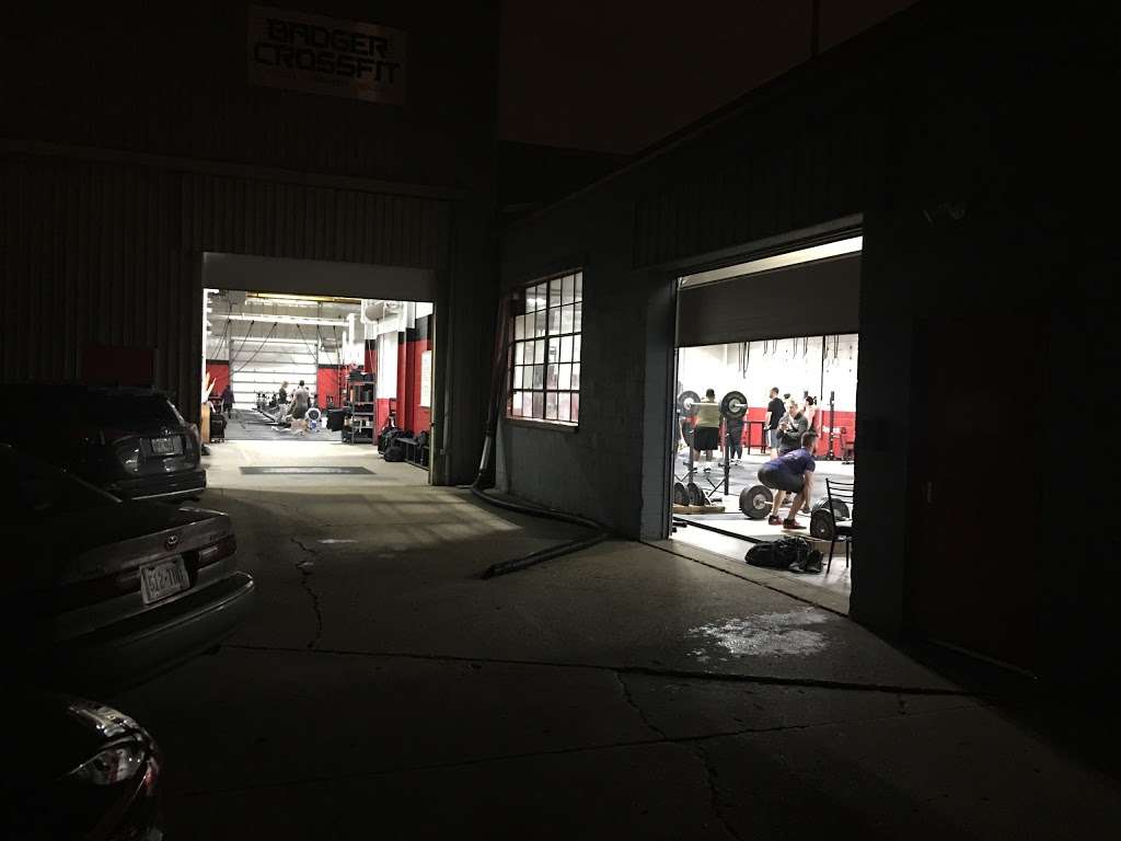 Badger CrossFit | 1169 N 62nd St, Wauwatosa, WI 53213, USA | Phone: (414) 979-9348