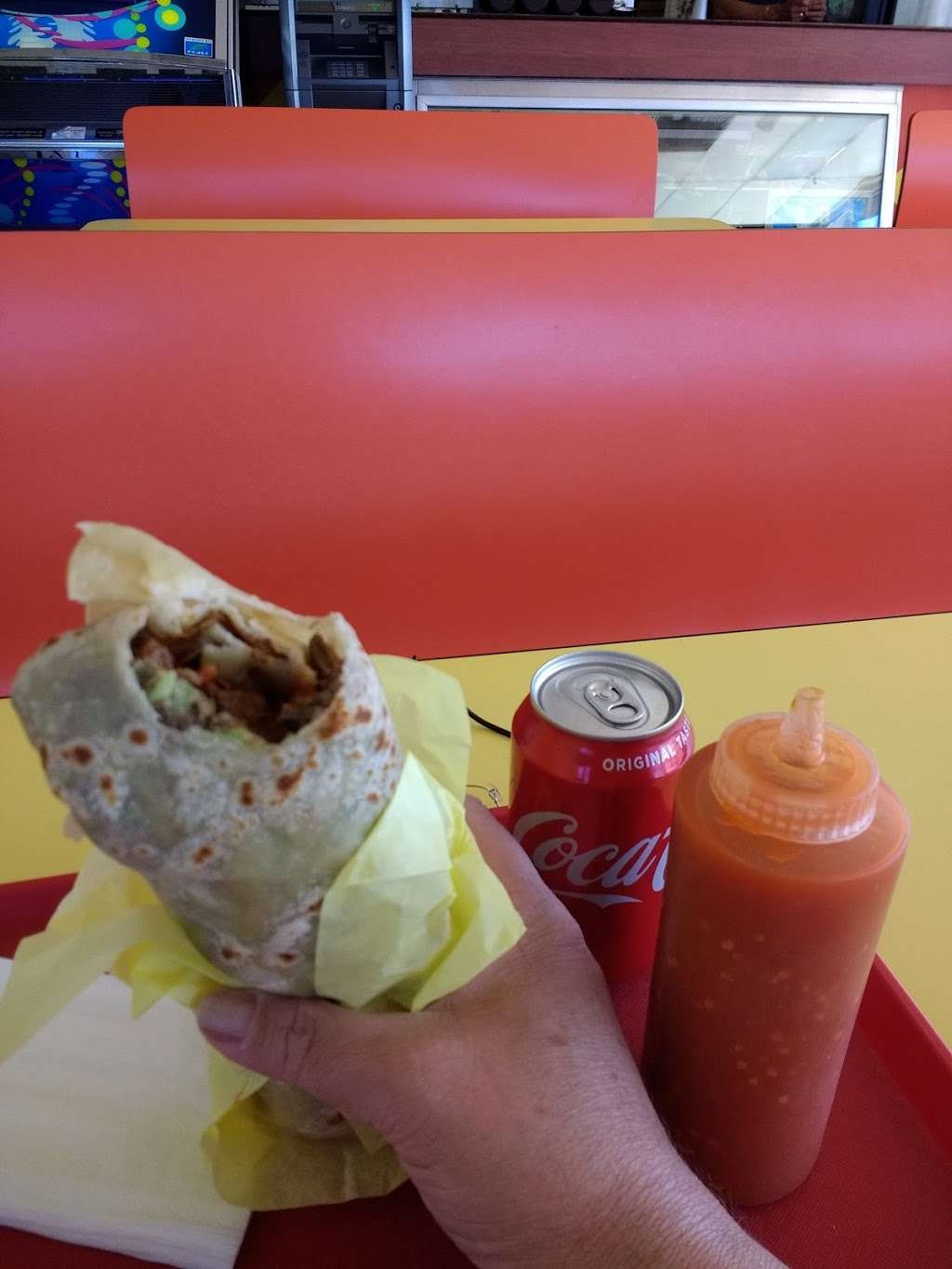 Robertitos Mexican Food | 1382 S Mission Rd, Fallbrook, CA 92028 | Phone: (760) 731-9336