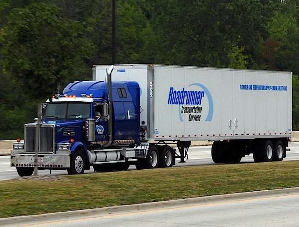 Roadrunner Freight | 5901 Long Creek Park Dr # H, Charlotte, NC 28269 | Phone: (704) 392-5150