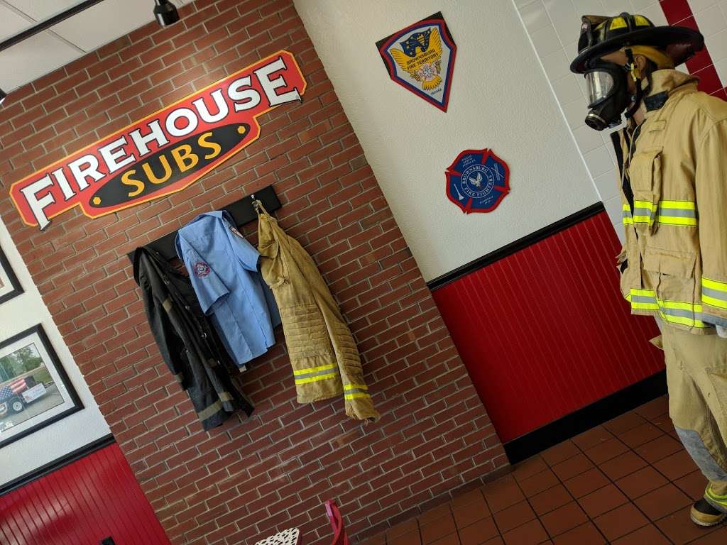 Firehouse Subs | 124 N Northfield Dr, Brownsburg, IN 46112 | Phone: (317) 858-5082