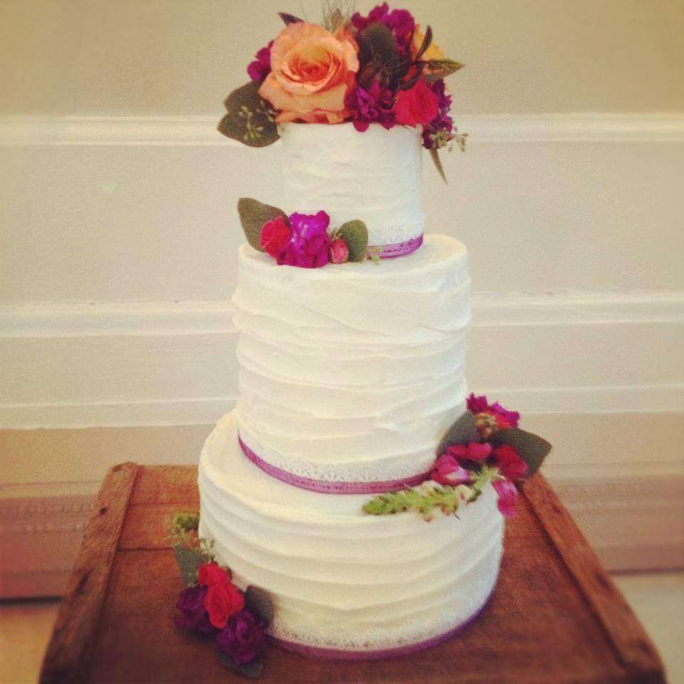 Cozze Cakes, LLC. | 143 S Main St, Nazareth, PA 18064, USA | Phone: (610) 746-9175
