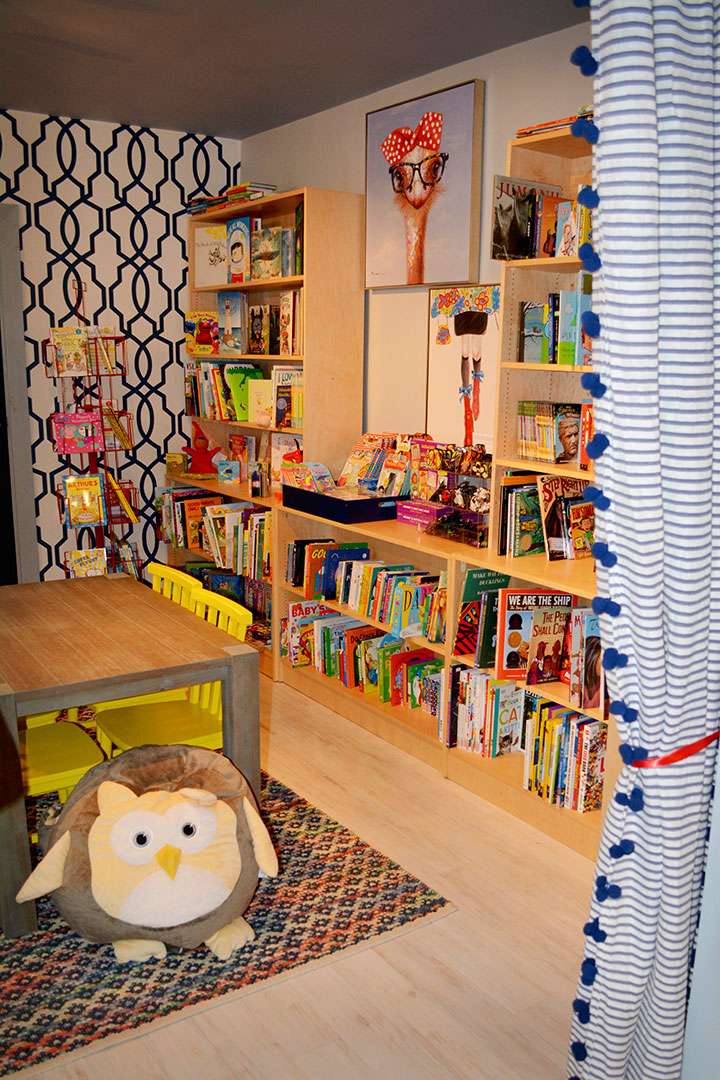 Turn the Page Books & Gifts | 149 N Walnut St, Westfield, IN 46074, USA | Phone: (317) 804-2363