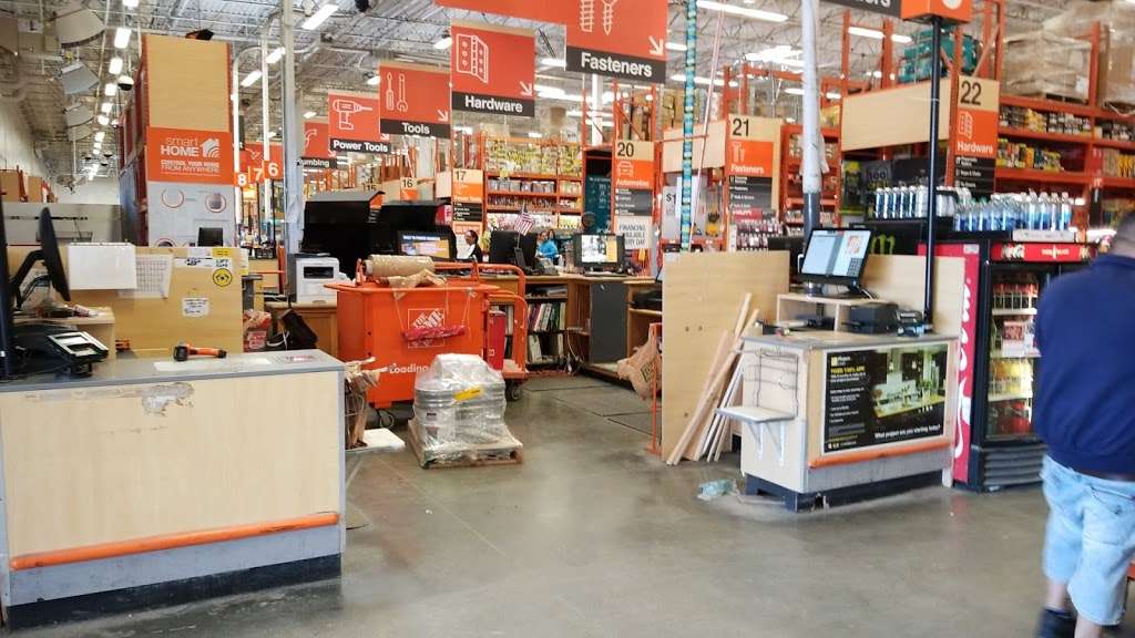 The Home Depot | 3363 W Century Blvd, Inglewood, CA 90303, USA | Phone: (310) 677-1944